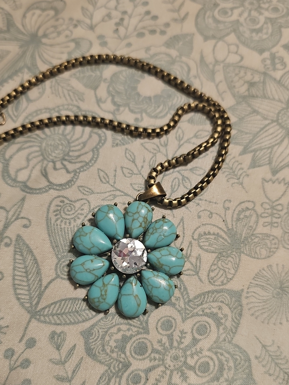 paparazzi Turquoise Floral Pendant Necklace